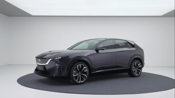 麻豆星空传媒视频中国 新车 | 全新 SUV / 两种能源 /长安马自达 EZ-60 实拍